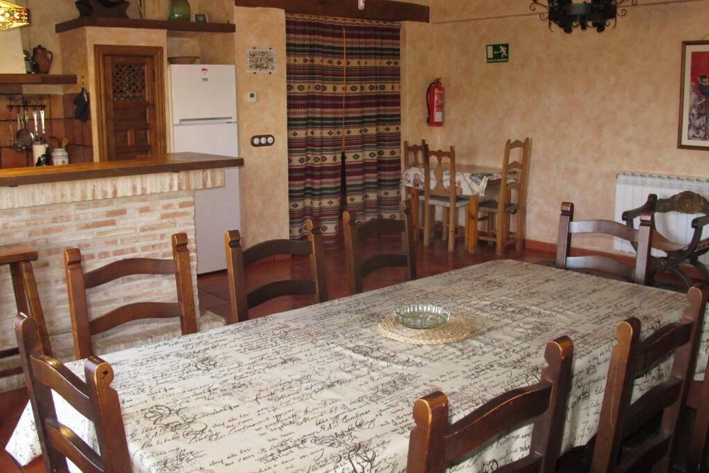 Gran Casa, Lagunas De Ruidera, Bbq, Porche, Chimenea Exterior photo